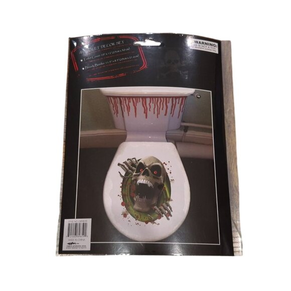 2-Piece Horror-Themed Toilet Decor Set Skull Design & Bloody Border Halloween - Picture 1 of 3